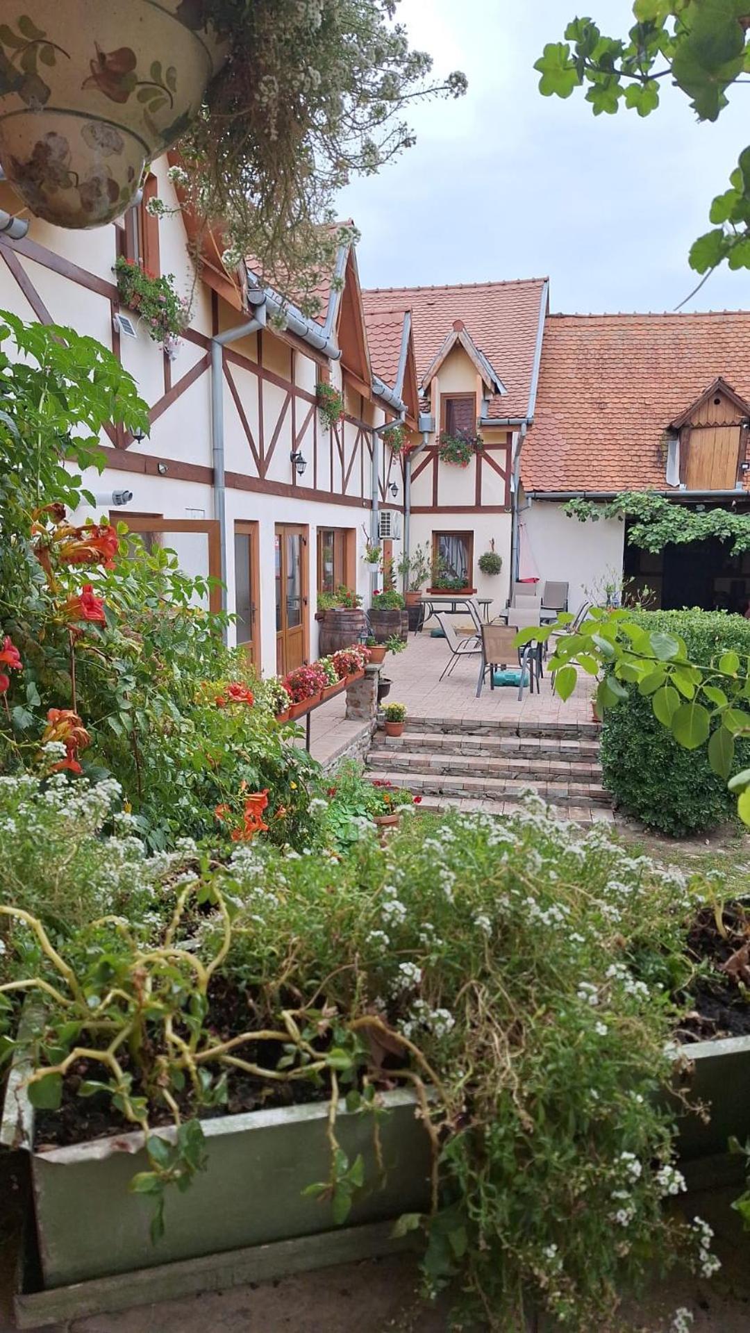 Pensiunea Bendorfeanu Răşinari Exterior foto